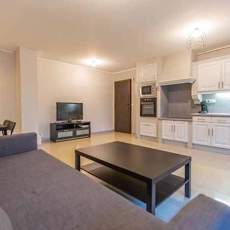 Superbe T4 Renove Spacieux Avec Stationnement Libre Et Gratuit Apartment Marseille Exterior photo