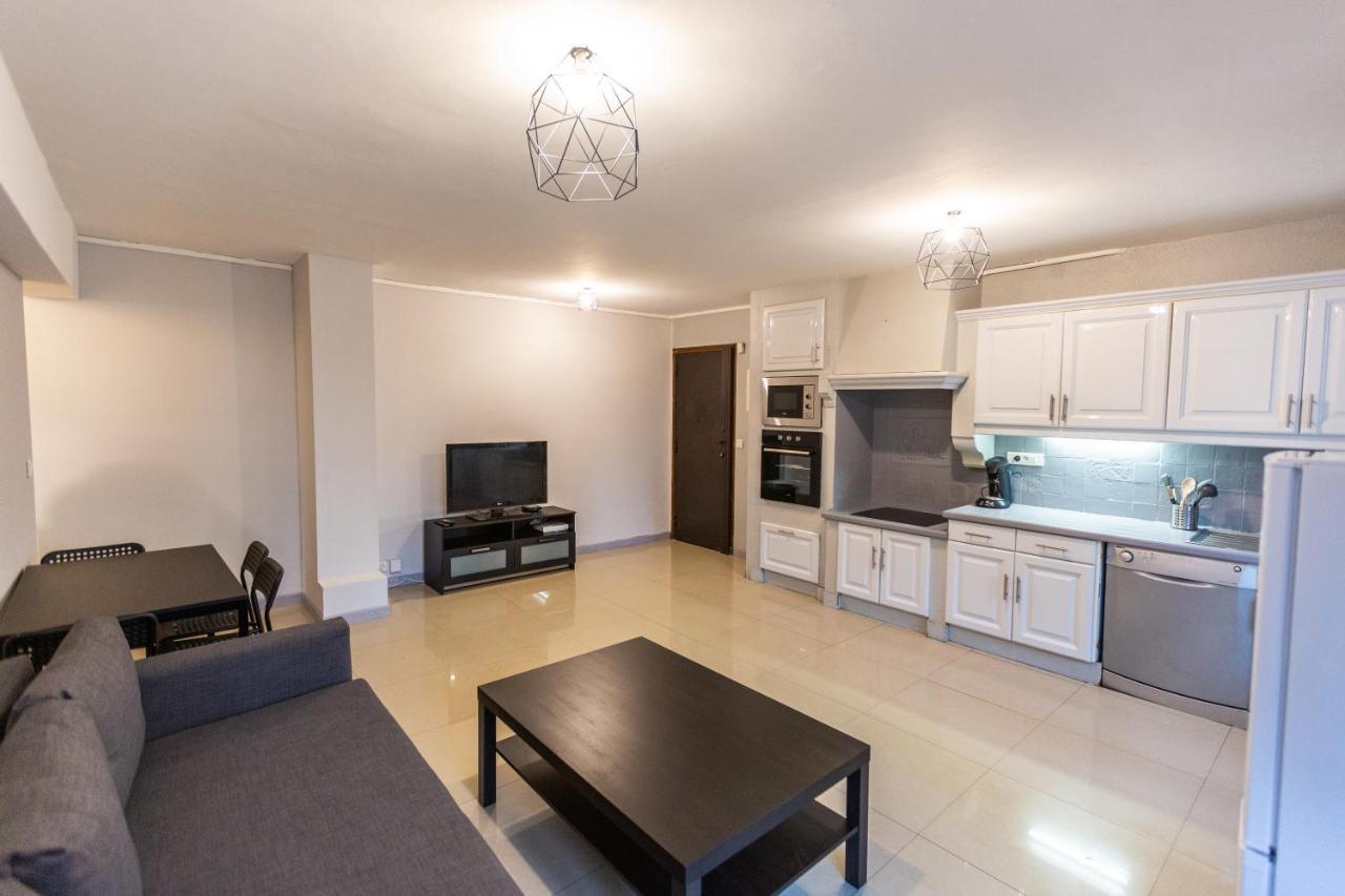 Superbe T4 Renove Spacieux Avec Stationnement Libre Et Gratuit Apartment Marseille Exterior photo